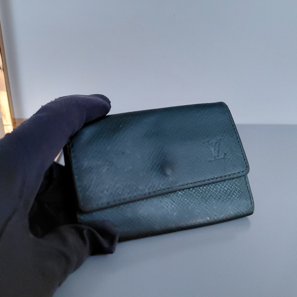 Louis Vuitton Olive Green Key Holder Wallet - Picture 9 of 9